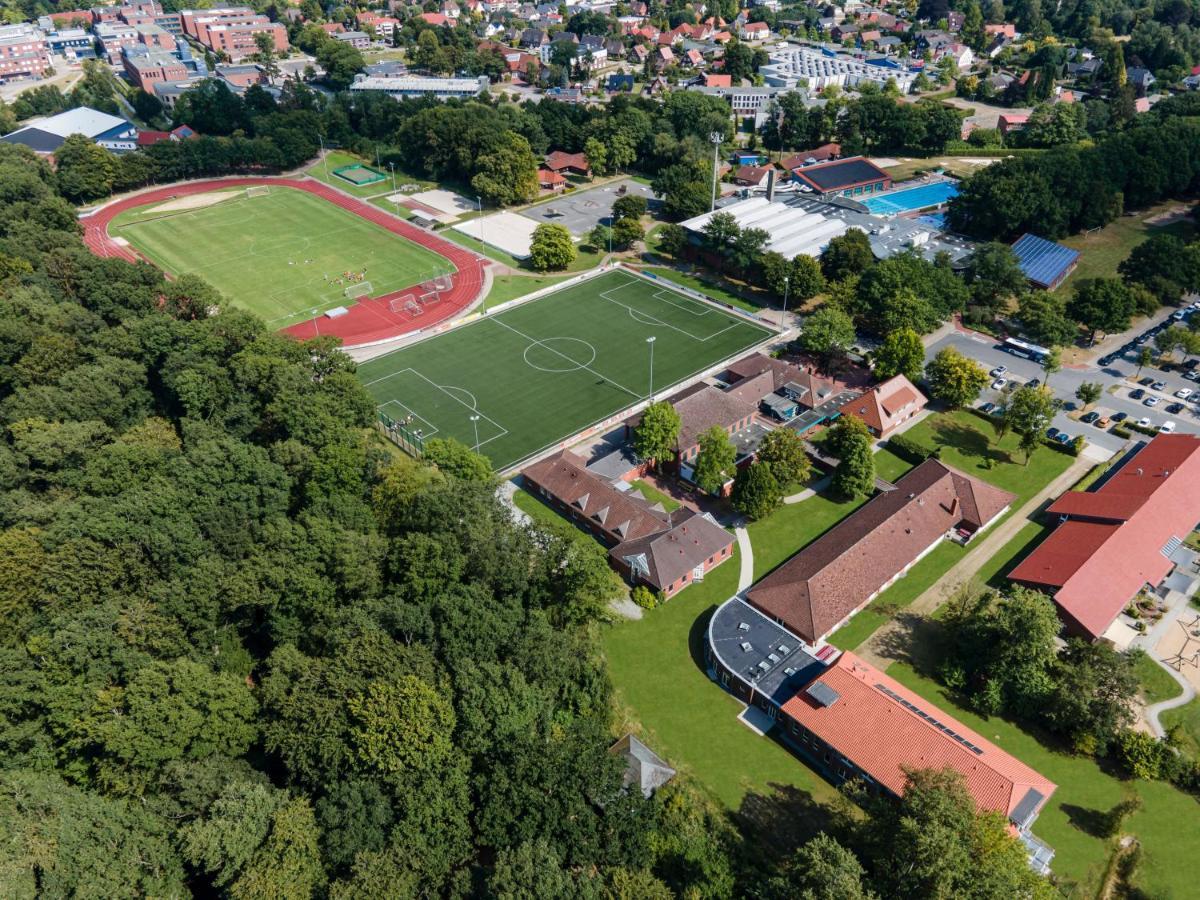 Hoessensportzentrum Westerstede Exterior foto